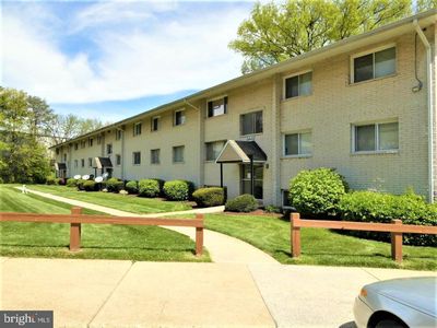 5448 85th Ave APT 201, New Carrollton, MD, 20784