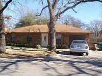 1st image of 106 N Lakeview Dr