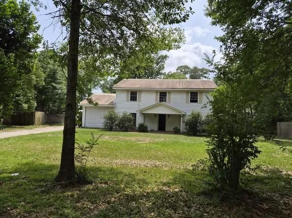 916 Brook Forest Dr, Conroe, TX 77385