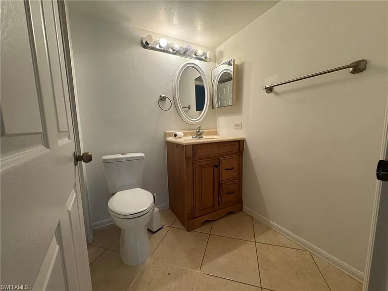 8930 Colonnades Ct E #627 — Photo 10