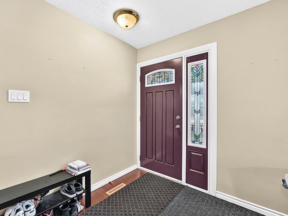 5th image of 8814 160th St NW