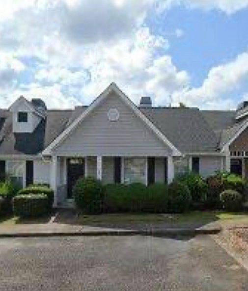 1st image of 941 Sweet Bay Ct