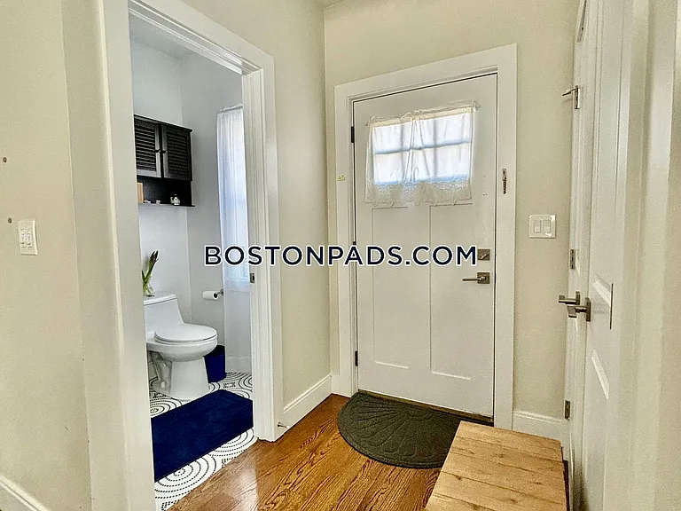 7 Webster St #1 — Photo 26