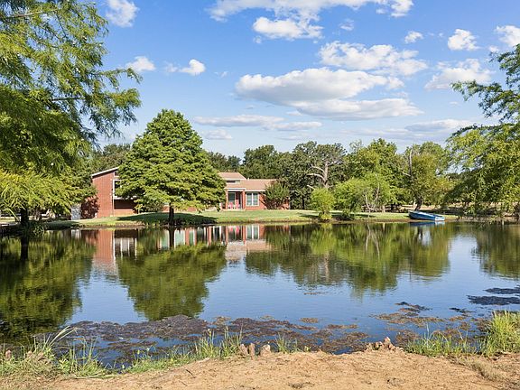 5th image of 1155 Point Vista Rd