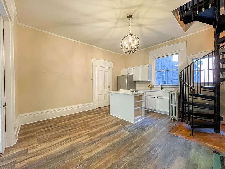 139 Spring St #1 — Photo 11