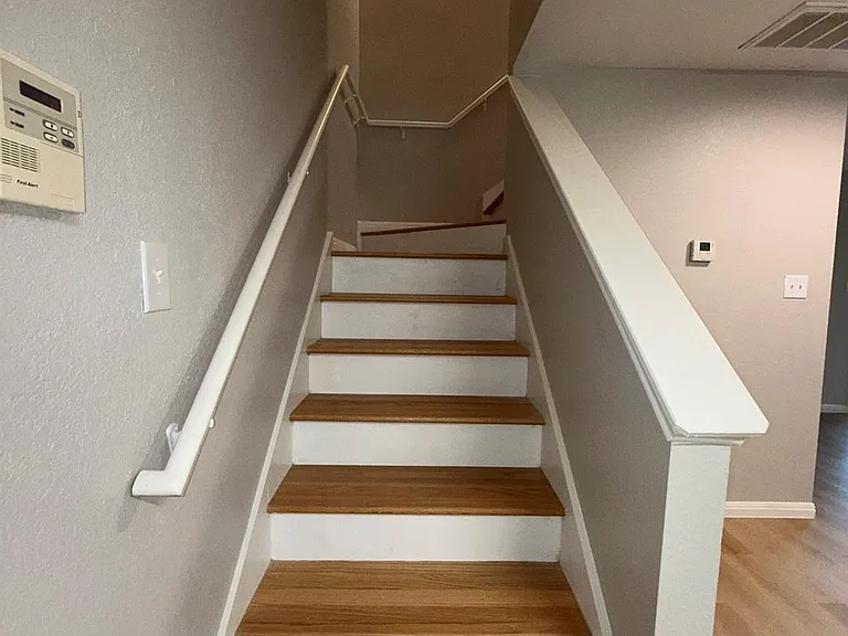 2906 Kestrel Dr #B — Photo 19