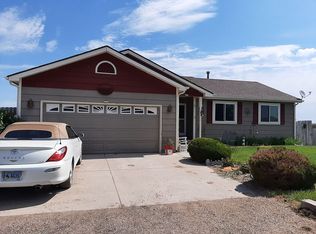 2686 Ford Rd, Cheyenne, WY 82009