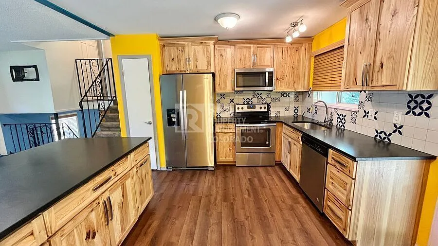 House for rent in in Friendly Hills, Lakewood — Photo 3