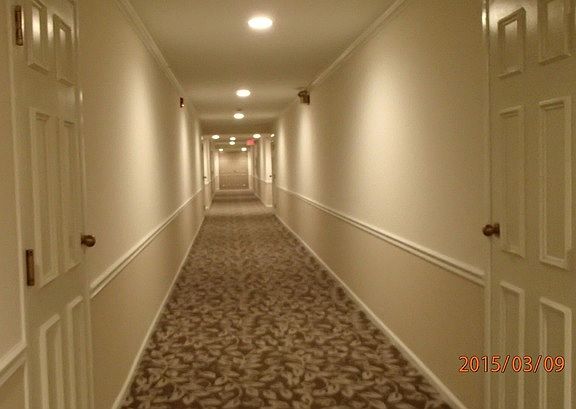 5th image of 2000 Chestnut Ave Unit 311