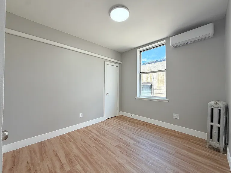 245 McClellan St #3E — Photo 13
