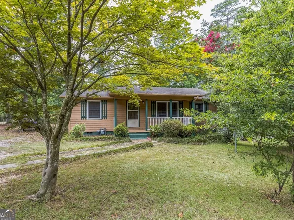 44 Kelsey Dr, Hartwell, GA 30643
