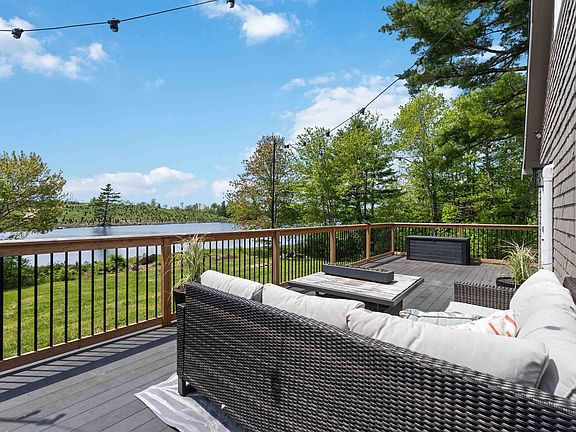 5th image of 321 Lake Ramsay Rd