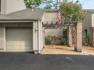 854 Creekside Dr #2204, Memphis, TN 38117