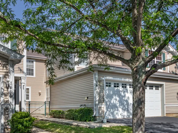1418 W Remington Ln, Round Lake, IL 60073