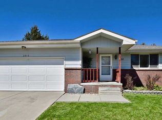 2015 NW 50th St, Lincoln, NE 68528