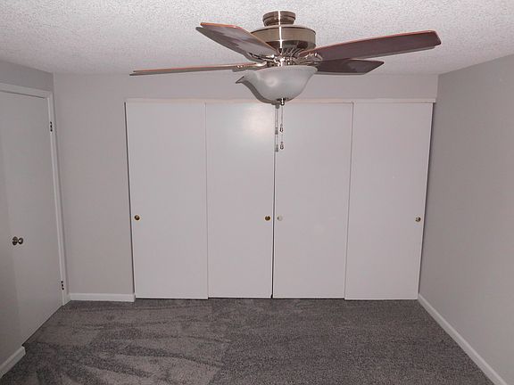 Master bed with large closet