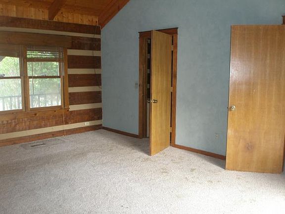 4th image of 12900 Three Oaks Dr