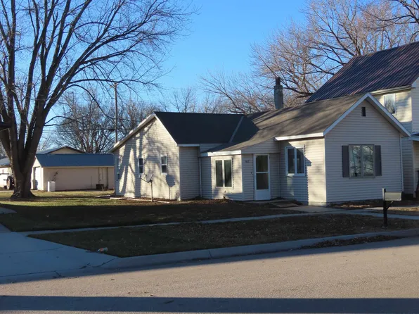 412 Esplanade St, Bellwood, NE 68624