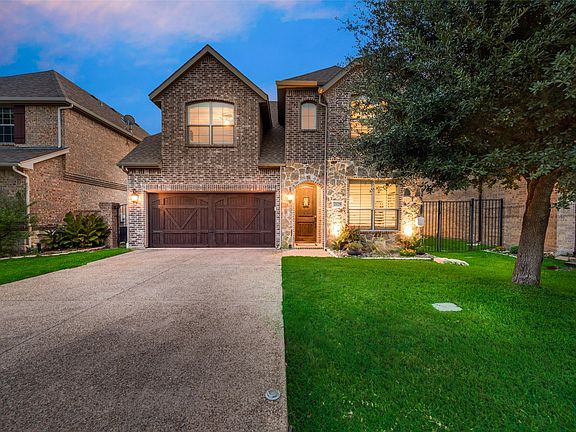 2nd image of 2129 Portwood Way