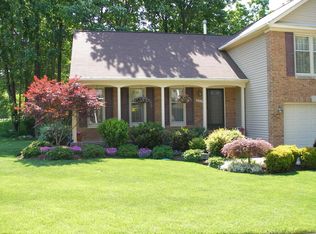 9303 Macswain Pl, Springfield, VA 22153