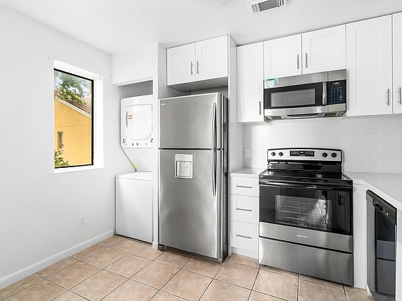 5th image of 950 Coral Club Drive #950
