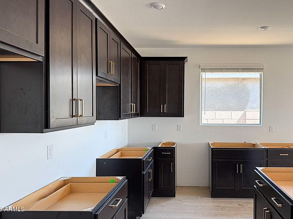 4th image of 18229 W CAMINO DE ORO --