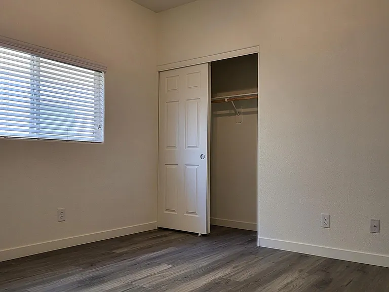 5663 Iron Rock Dr — Photo 7