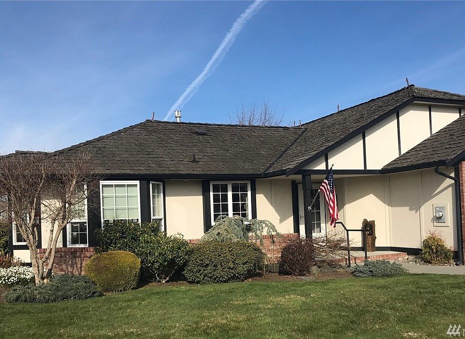 1st image of 981 N Woolsey Ct #C