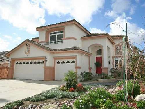 1st image of 814 Windridge Cir