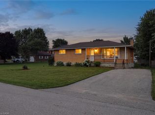 261 King St, Wellington North, ON N0G2L1