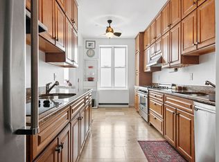 575 E New York Ave APT 4C, Brooklyn, NY 11225