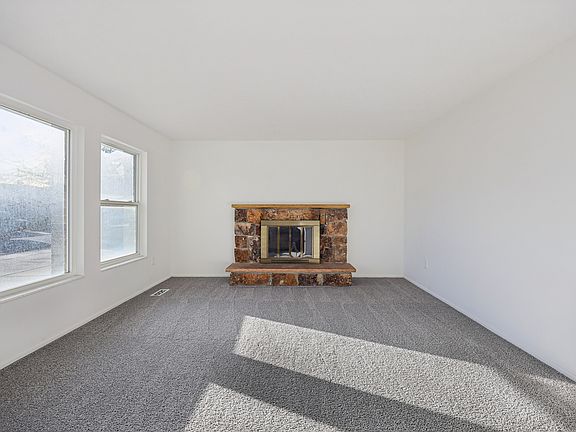 3rd image of 3020 W Rosa Vista Dr
