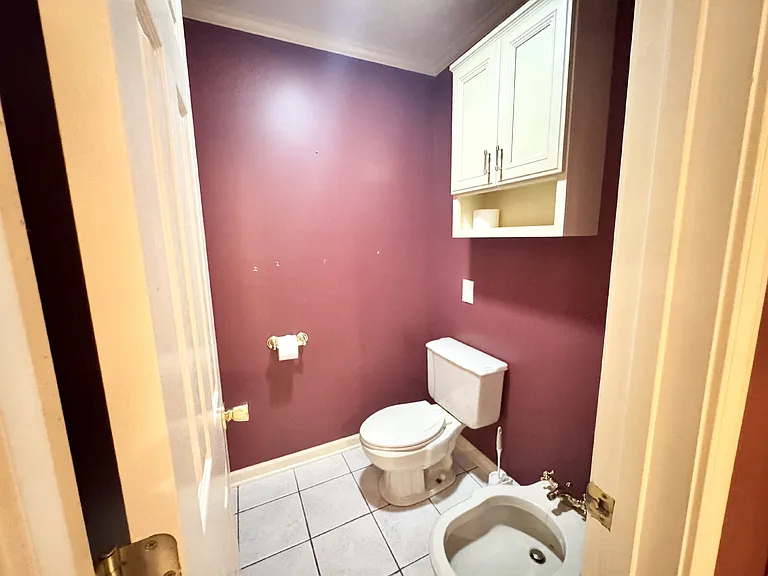 1713 E Main St — Photo 15