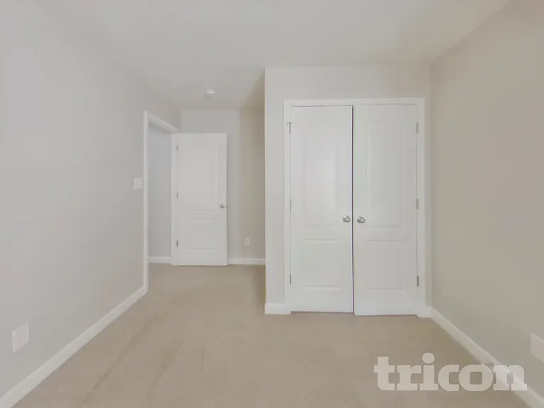 506 Glencroft Dr — Photo 12