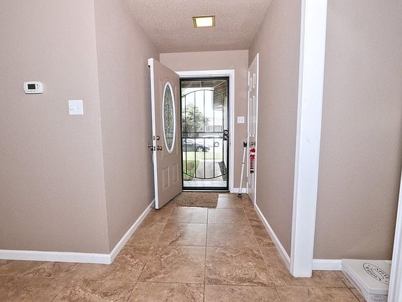 3rd image of 7036 Ursa Pkwy