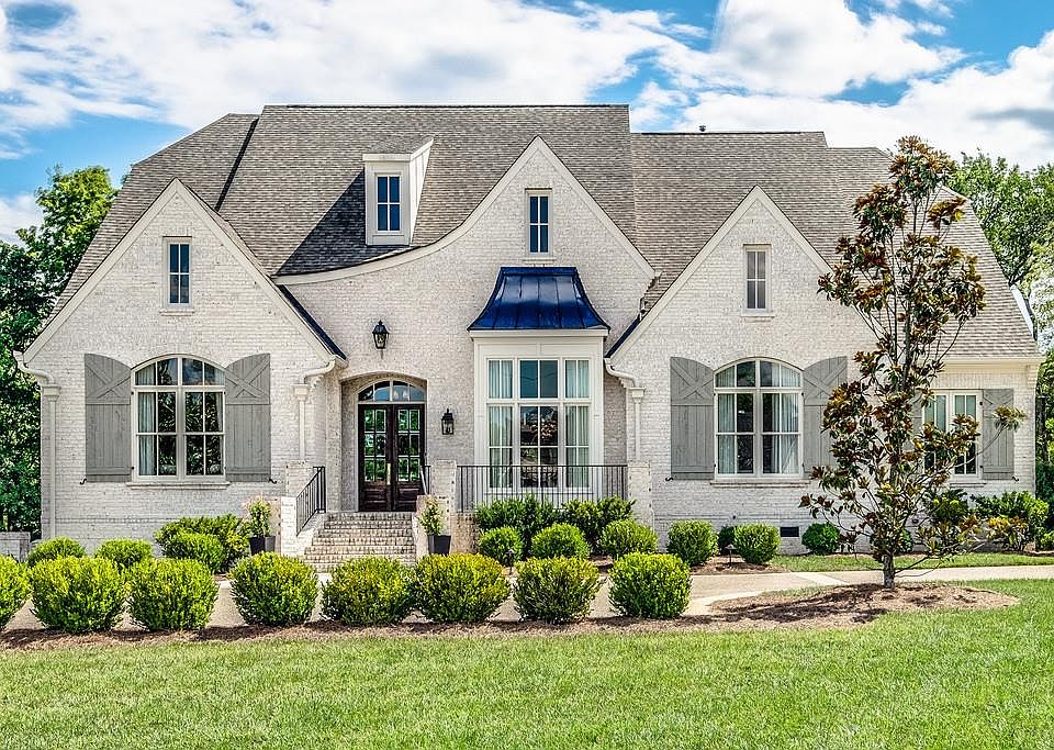 1st image of 919 Waterswood Dr
