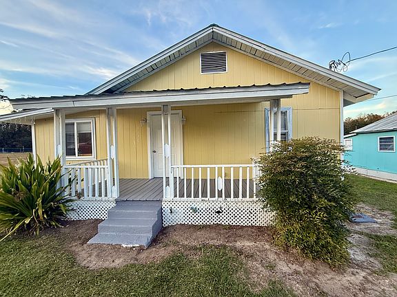 2nd image of 4136 Herring Ave
