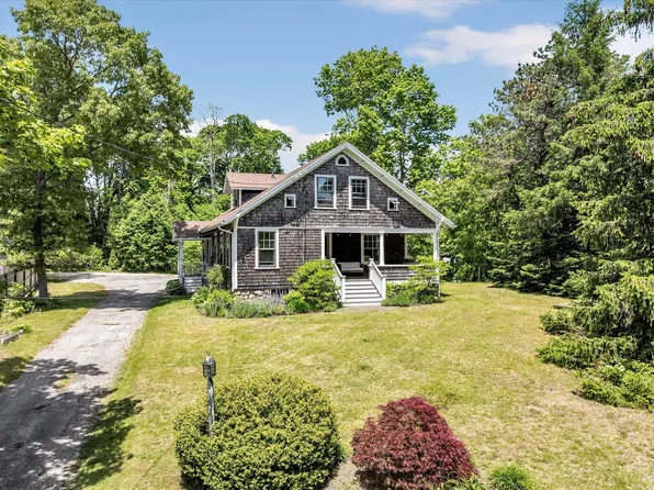 9 Wild Harbor Road, North Falmouth, MA 02556