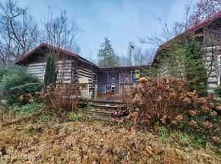 1249 Sharp Rd, Speedwell, TN 37870