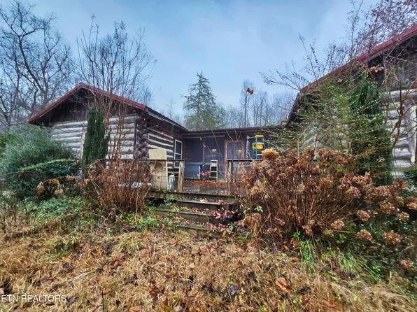 1249 Sharp Rd, Speedwell, TN 37870