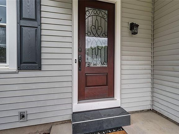 3rd image of 8306 Azimuth Dr