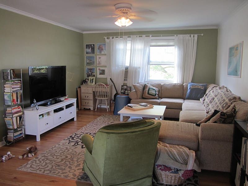 1st image of 349 Bloomfield Ave #132