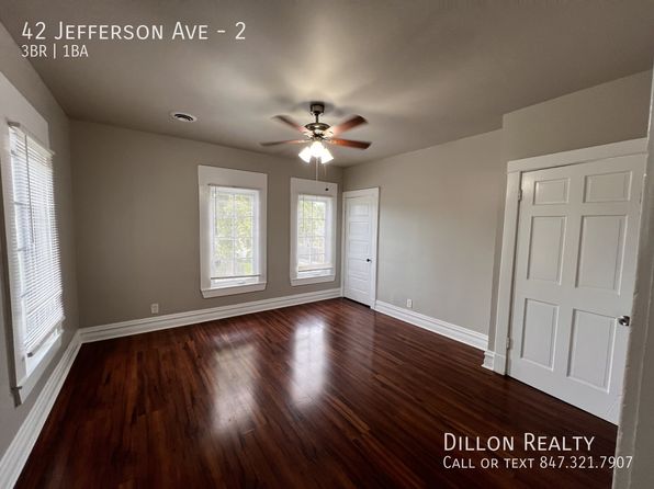 42 Jefferson Ave #2