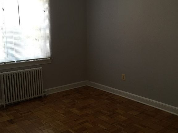 5th image of 1720-1726 N Quinn St #106