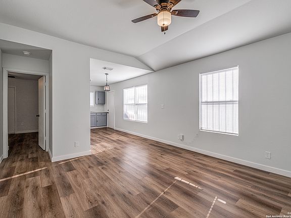 5th image of 5827 MONICA PL