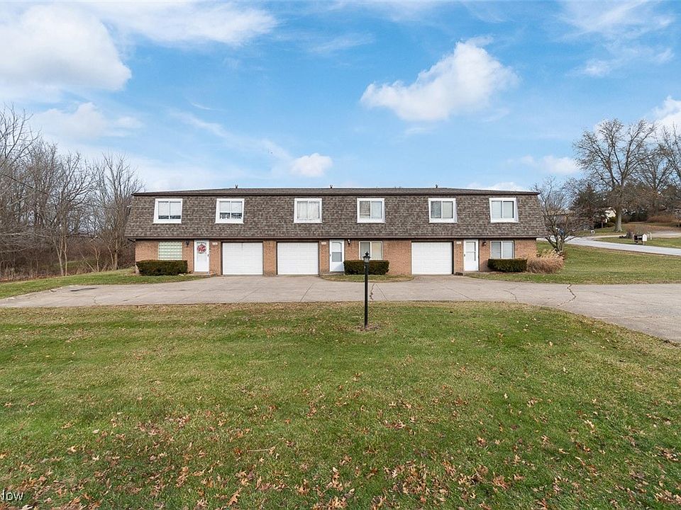 1st image of 4542 Camelot Cir