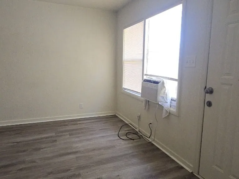 638 Nevada St — Photo 2