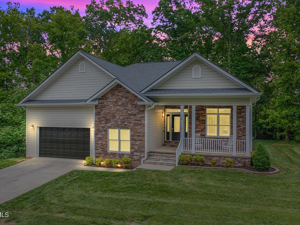 1st image of 400 Post Oak Dr