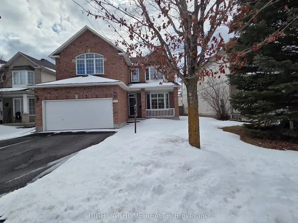 96 Maple Stand Way, Ottawa, ON K2G 6R3