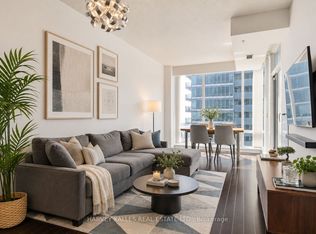 295 Adelaide St W #4208, Toronto, ON M5V 0L4